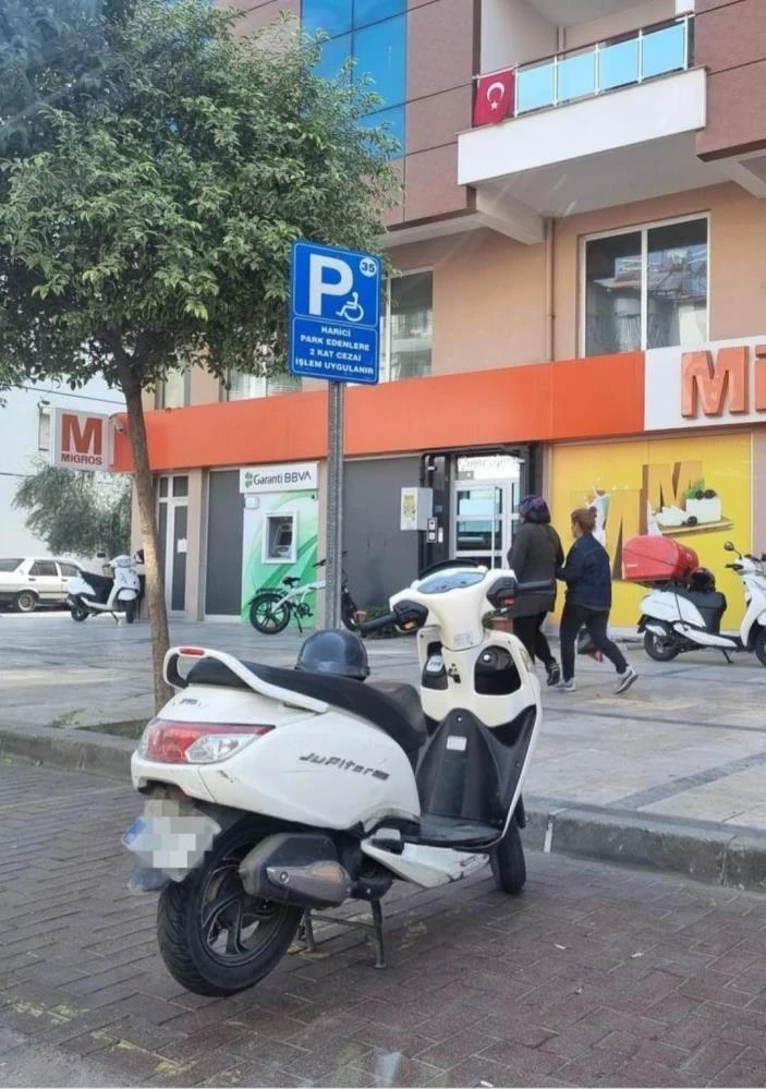 Manisa'da engelli rampası ve park yeri işgaline geçit yok: 98 araca 72 bin TL ceza kesildi