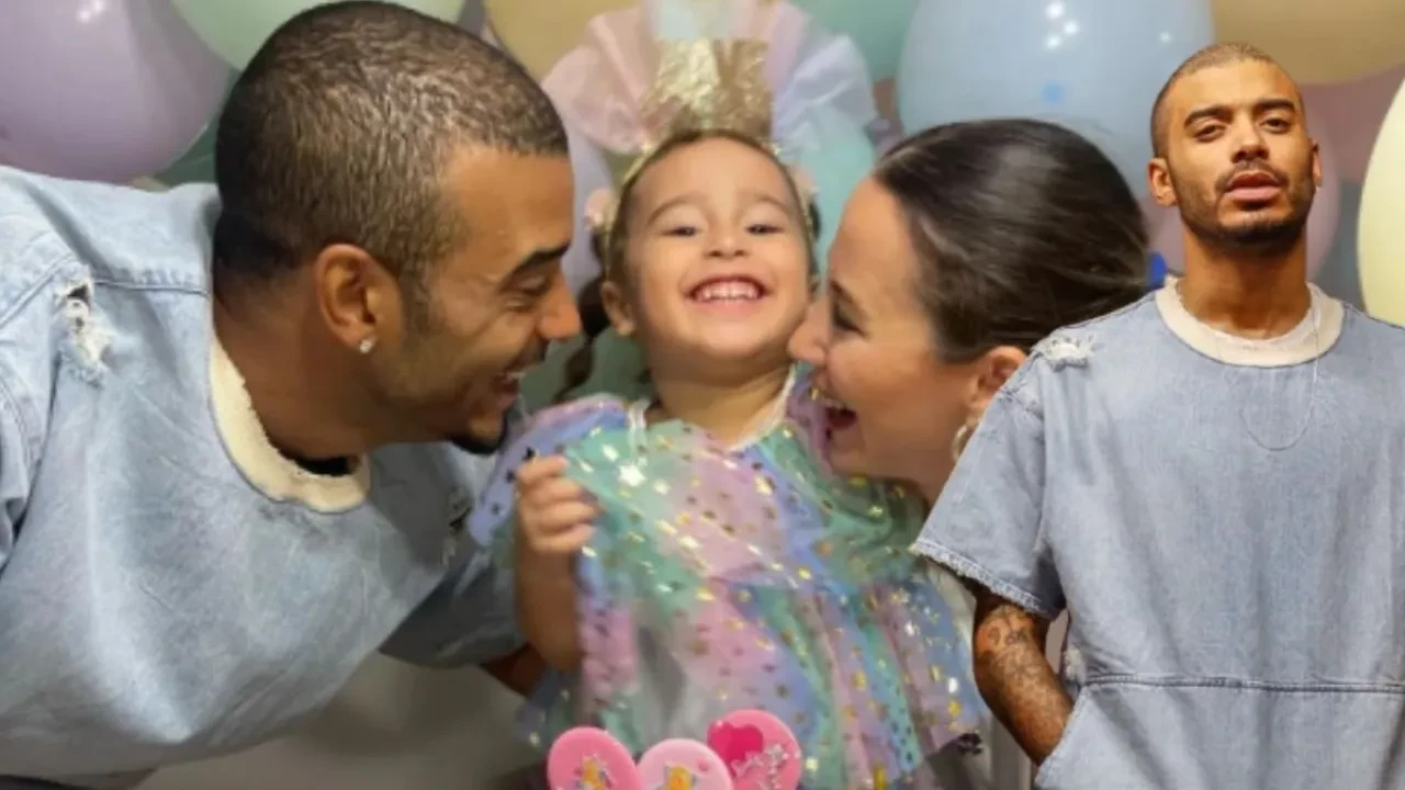 İhanet sebebiyle boşanan Efecan Dianzenza eski eşine şarkı yaptı! Barışmak için her yolu deniyor 