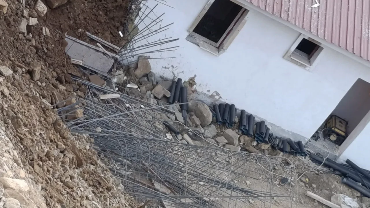 Kahramanmaraş'ta toprak kayması: 6 ev zarar gördü