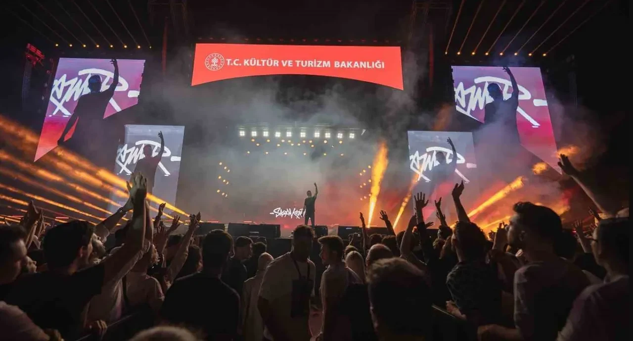 Sagopa Kajmer yapay zekalı 'Nun Sultan' projesini duyurdu: 'Ah be Sago sen de mi?' diyeceksiniz!