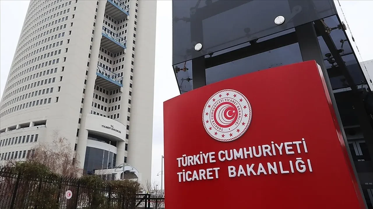 Ticaret Bakanlığı'ndan 1,7 milyar TL'lik kaçak duyurusu! 434 araç için işlem yapıldı