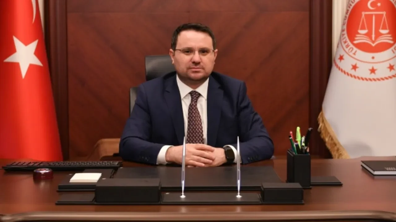 Akın Gürlek ve eşinin fotoğrafını paylaşan şüpheli tutuklandı