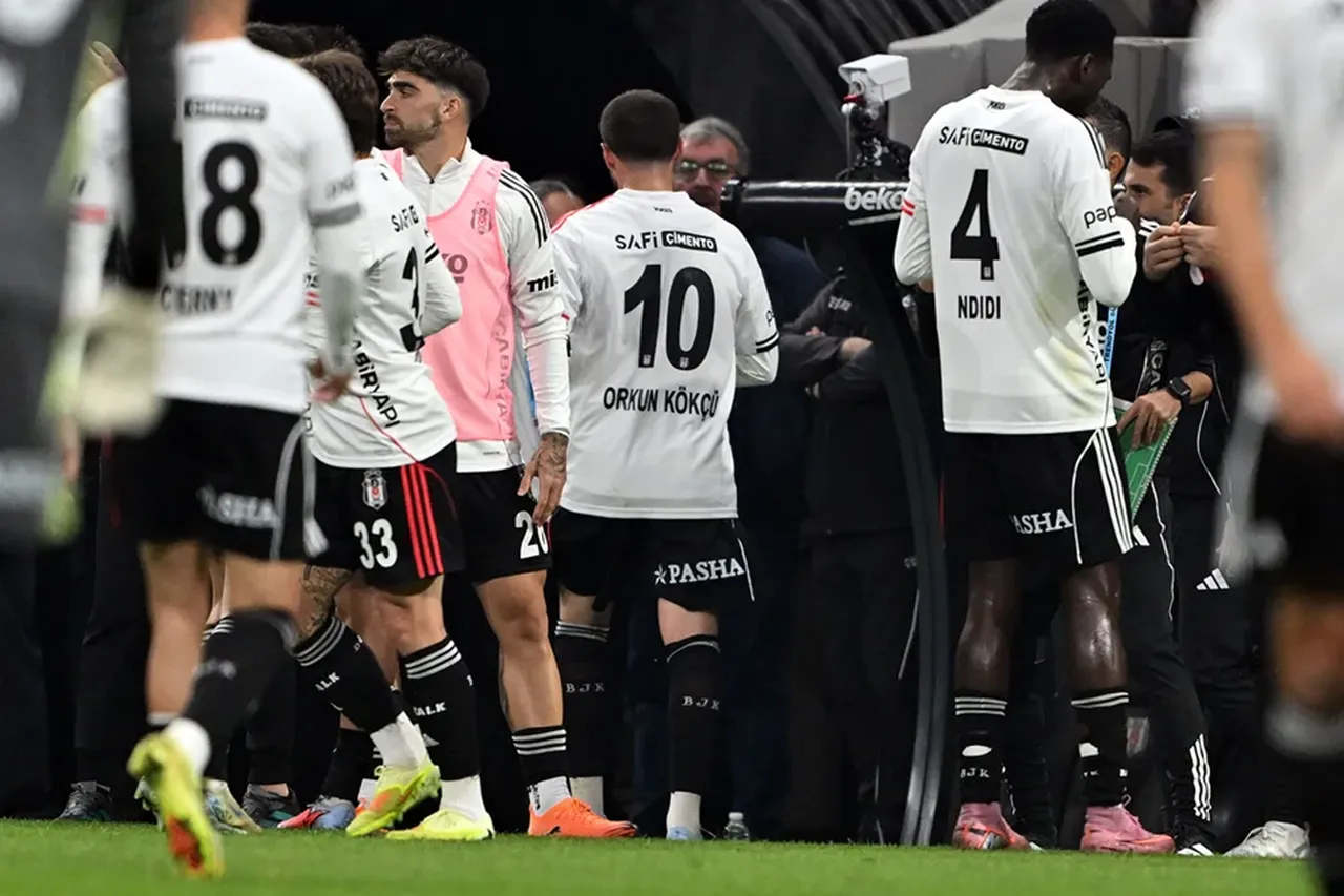 Beşiktaş ve Antalyaspor'un muhtemel 11'i! O önemli oyuncu kadroda yok