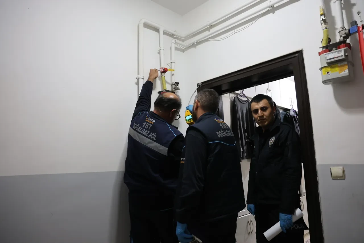 Dokuz aylık hamile kadın kombi kurbanı oldu! Gaz sızıntısı anneyle doğmamış bebeği hayattan kopardı