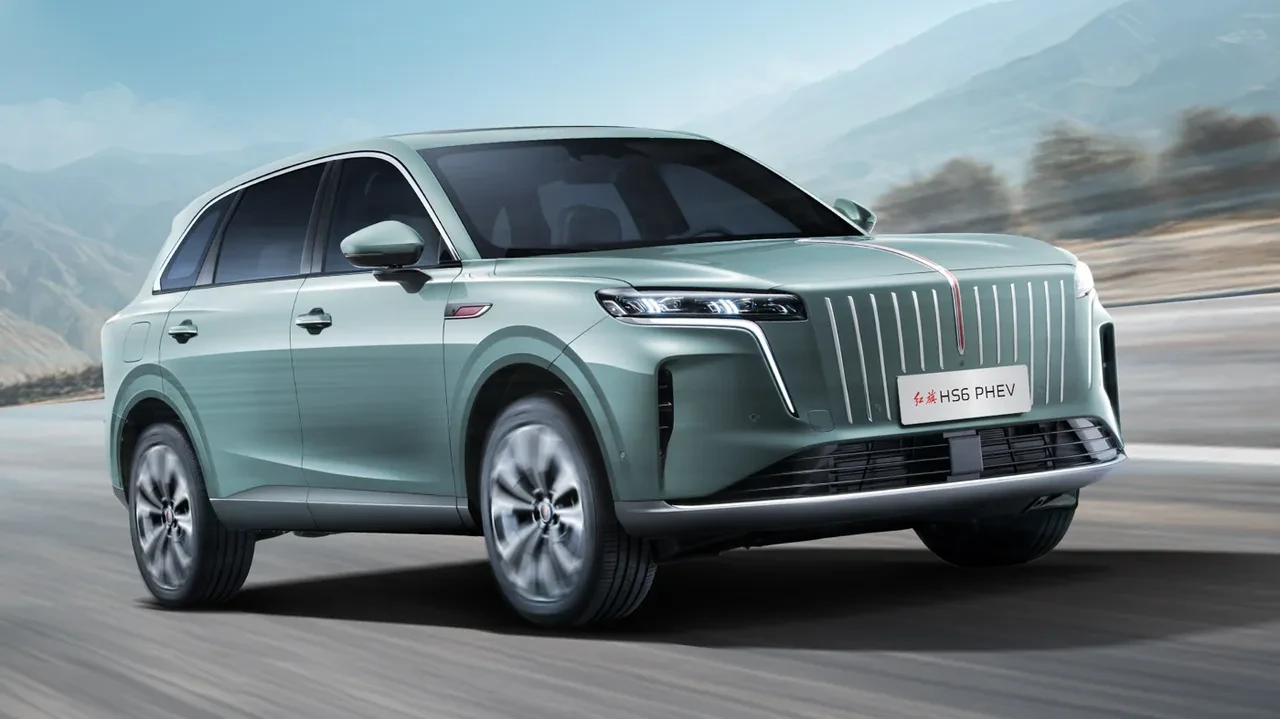 Eldeki Tesla’lar hurdaya çıkar! Depoyu doldur unut: Tek depoyla 2327 km giden otomobil