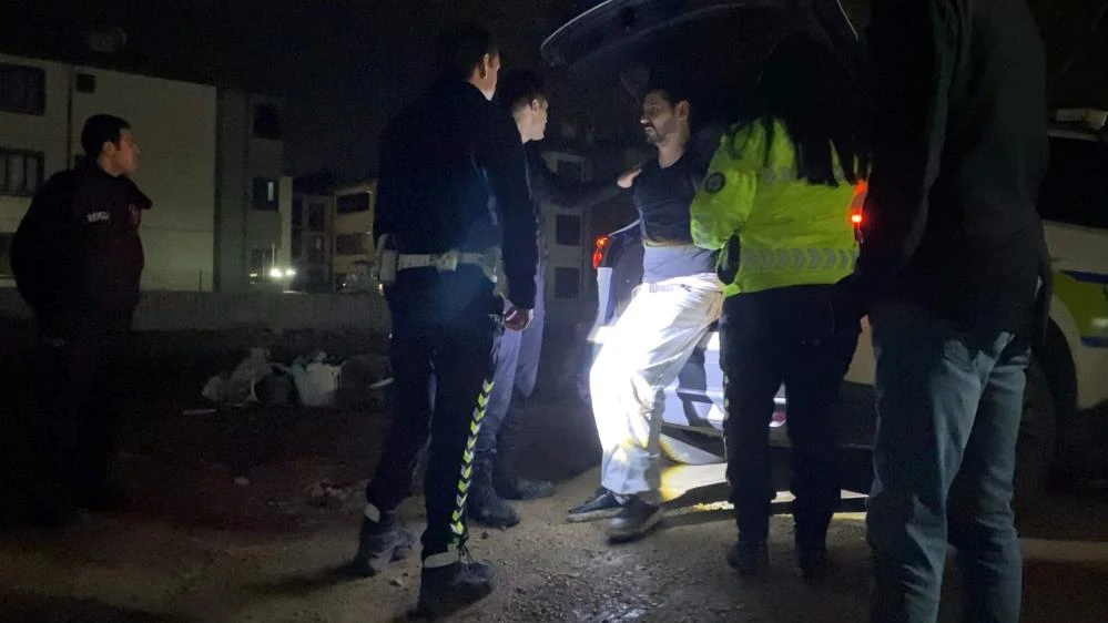 İnegöl'de polisten film gibi takip: Sürücü 10 kilometre sonra inşaatta yakalandı