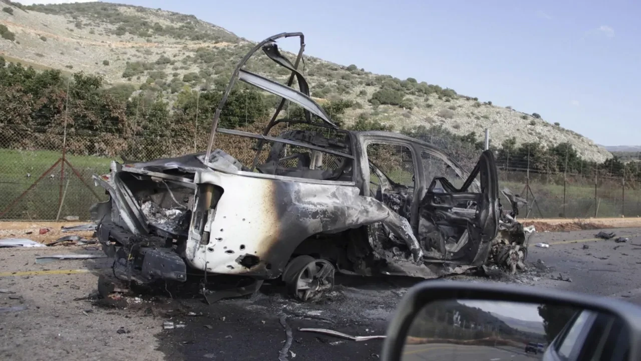 İsrail'den Lübnan'a saldırı! Bir araç İHA'ların hedefi oldu