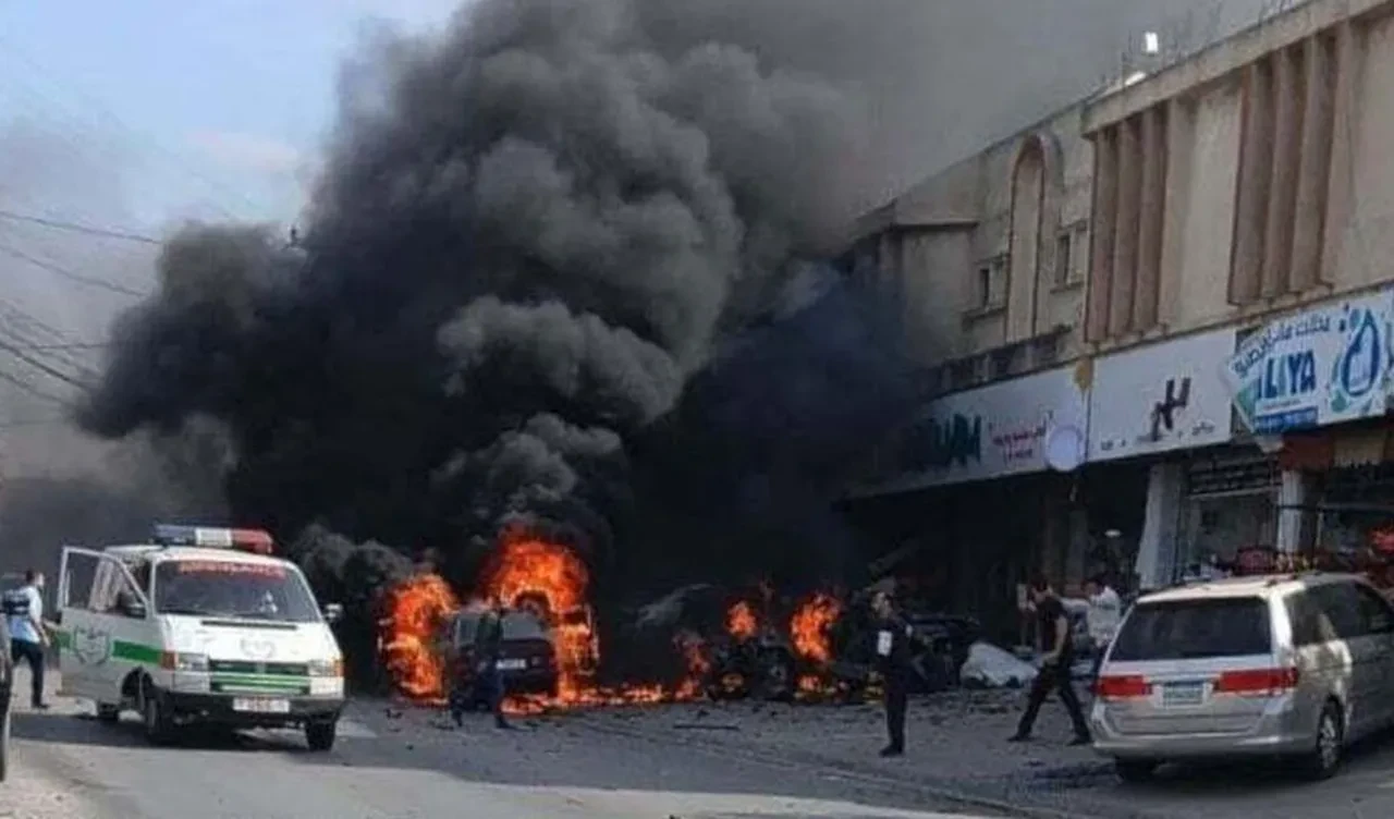 İsrail'den Lübnan'a saldırı! Bir araç İHA'ların hedefi oldu