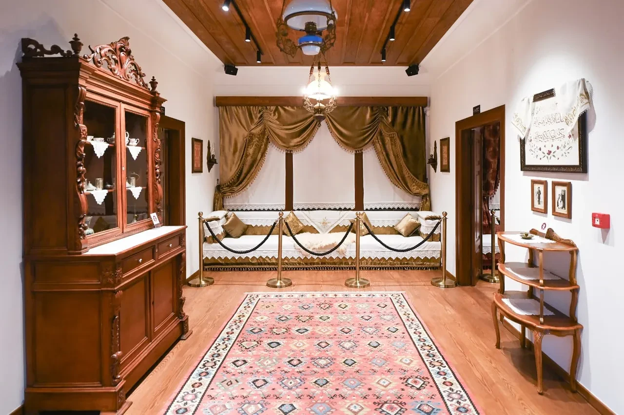 Atatürk ve ailesinin eşyaları yıllar sonra Selanik'teki evinde