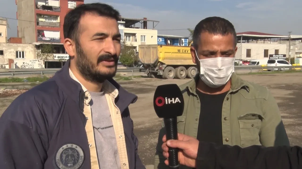 Çöpte bayrak bulmuştu! Bakın sonuç ne oldu