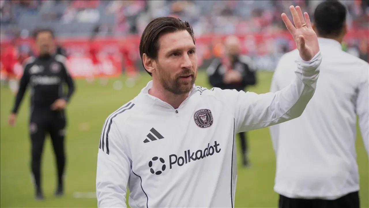 Dursun Özbek'ten Galatasaraylıları heyecanlandıran açıklama! Messi transferi için müjdeyi verdi