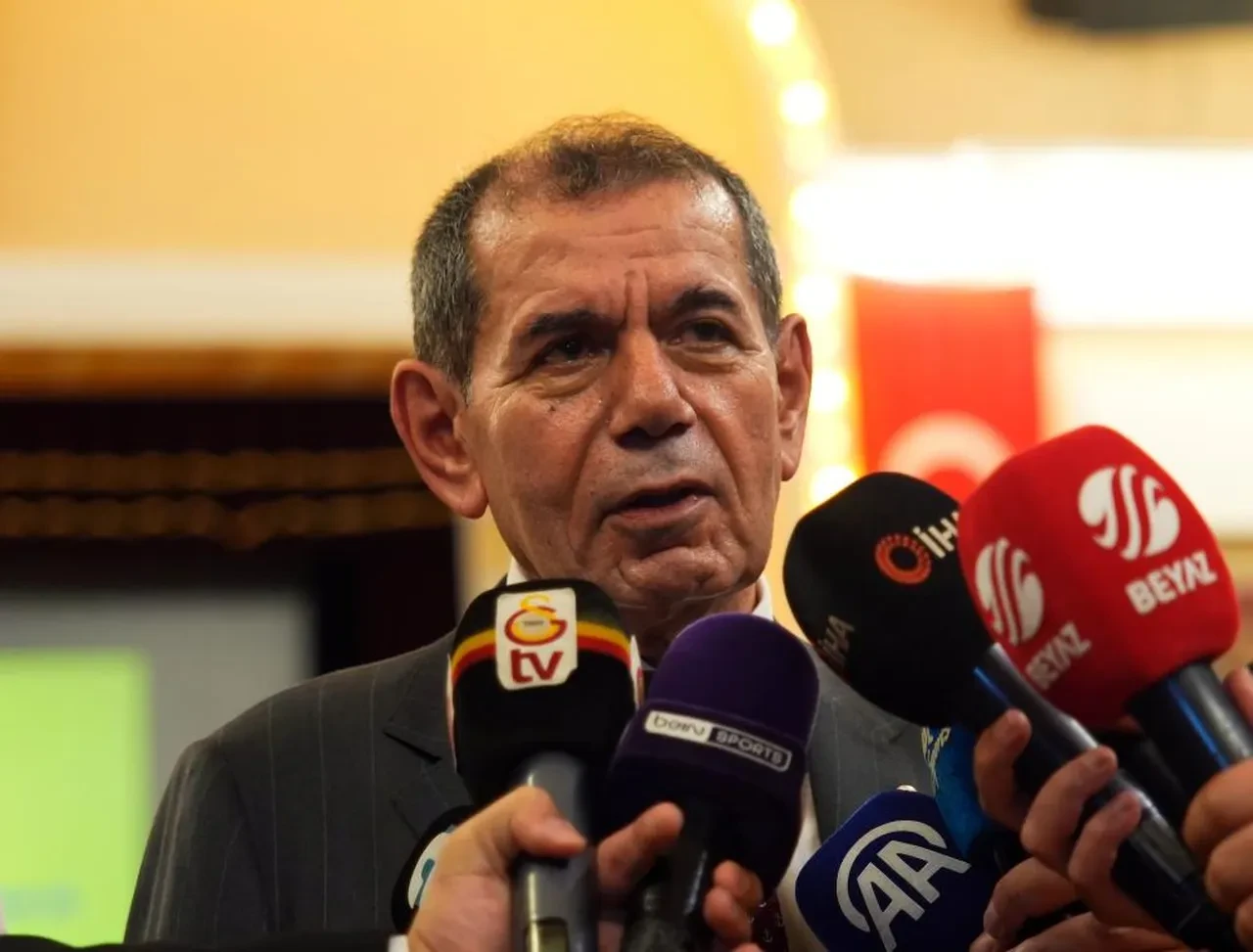 Dursun Özbek'ten Galatasaraylıları heyecanlandıran açıklama! Messi transferi için müjdeyi verdi