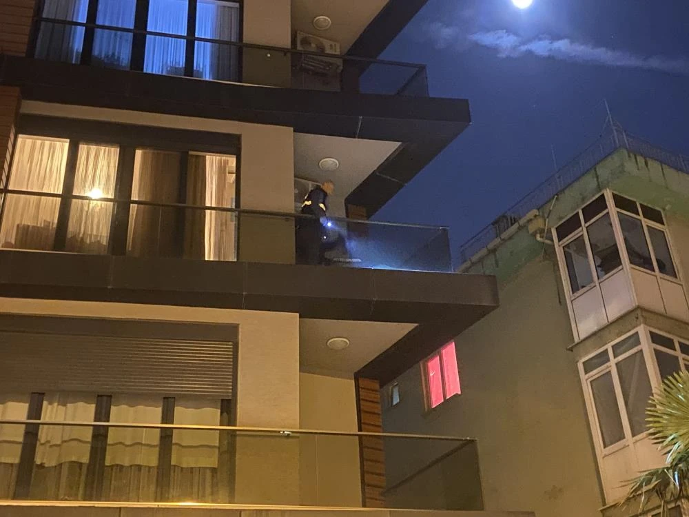 Maltepe'de balkondan düşen 63 yaşındaki adam hayatını kaybetti
