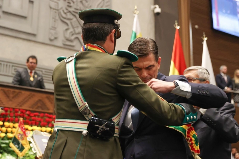 Bolivya'da yeni dönem başladı: Devlet Başkanı Rodrigo Paz yemin etti