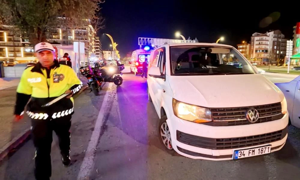 Aksaray'da kazaya karışan yaralı genç kadın "Anneme bir şey söyleme"yin dedi