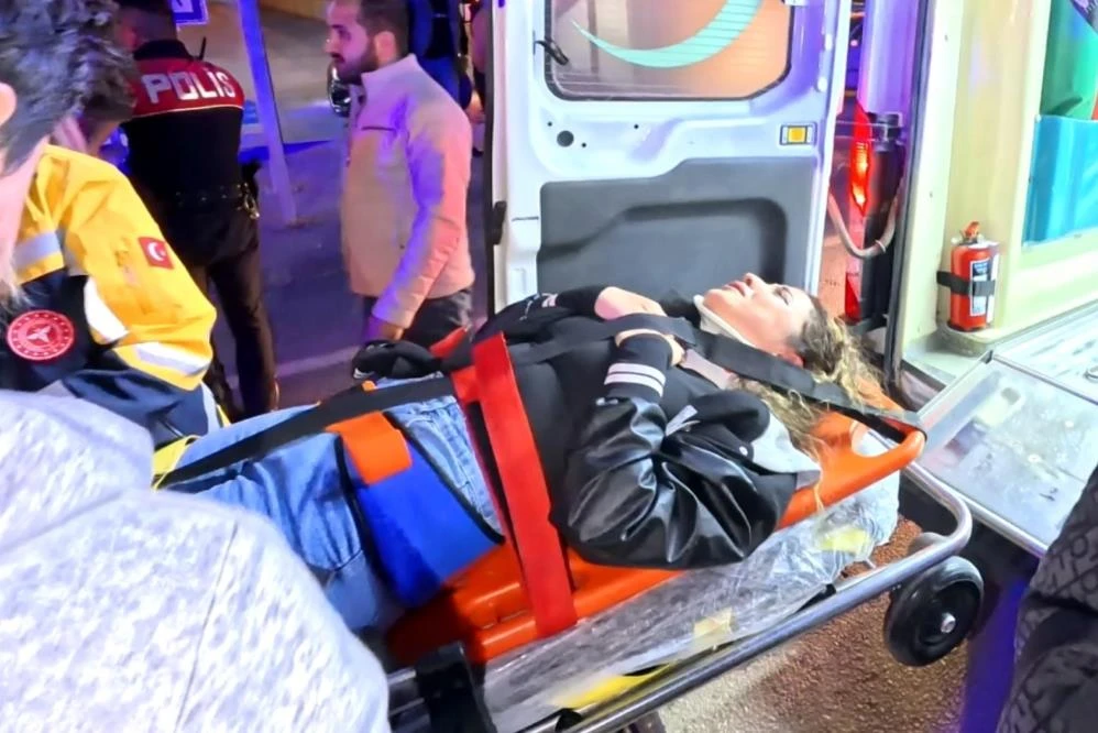 Aksaray'da kazaya karışan yaralı genç kadın "Anneme bir şey söyleme"yin dedi