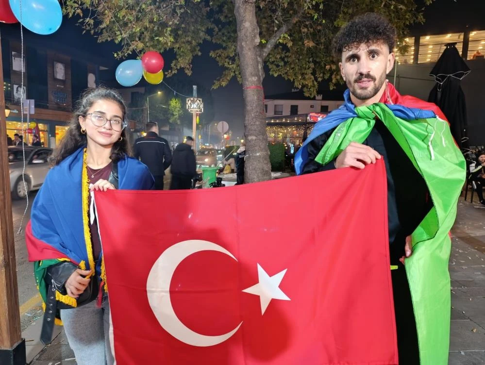 Tekirdağ'da "Karabağ Zaferi" coşkusu: Halk bayraklarla yürüyüş yaptı