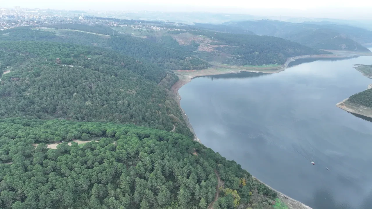 İstanbul barajları alarm veriyor! Doluluk oranı kritik seviyede: “Günlük su tüketimi yarıya düşmeli”