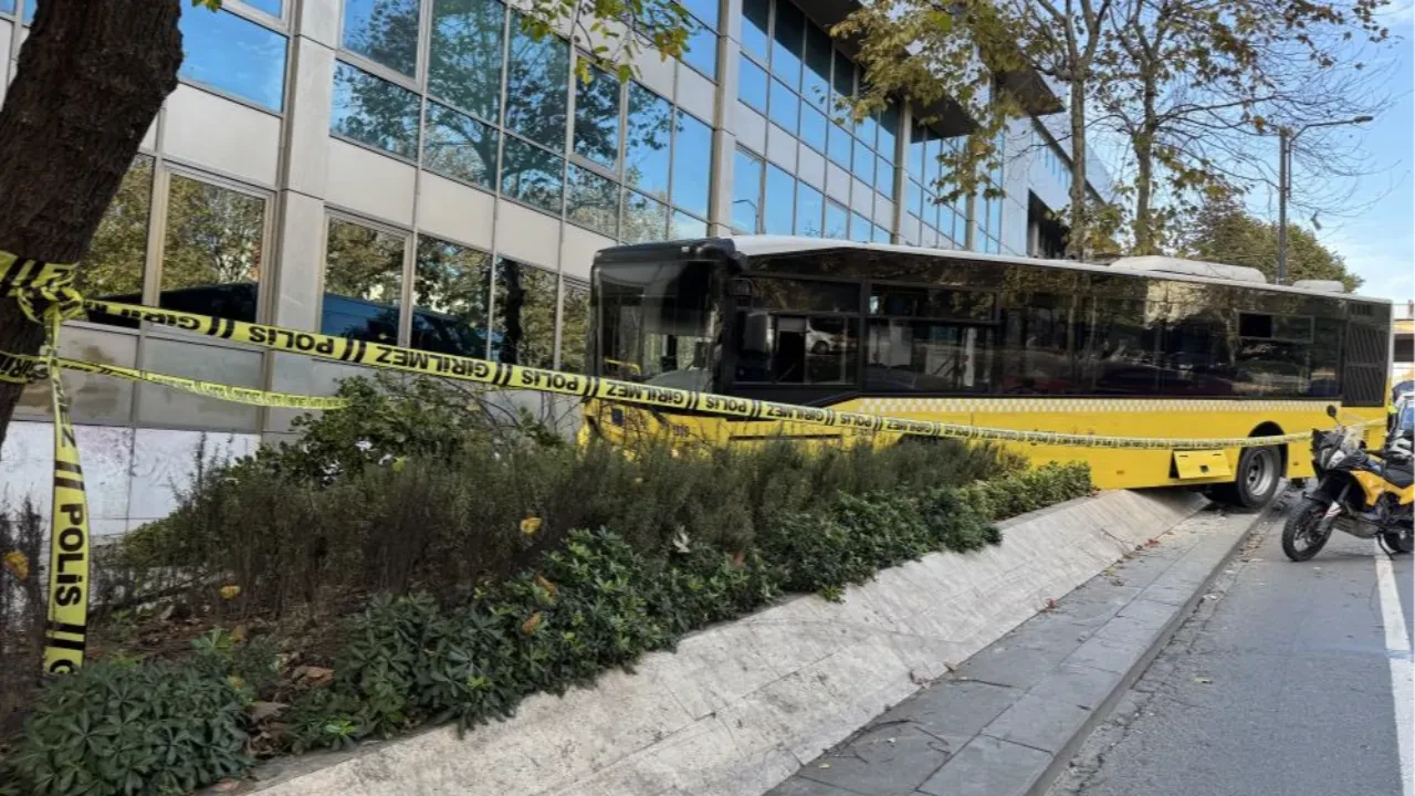 İstanbul'da İETT kazası! Olay yerine ekipler sevk edildi