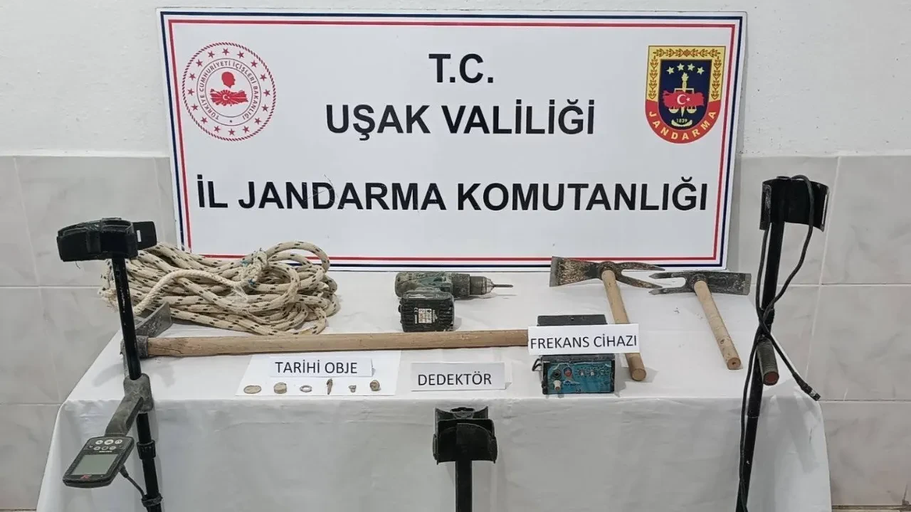 Jandarmadan kaçak kazıya suçüstü! Ok ucu, yüzük sikke…Birçok tarihi eser ele geçirildi
