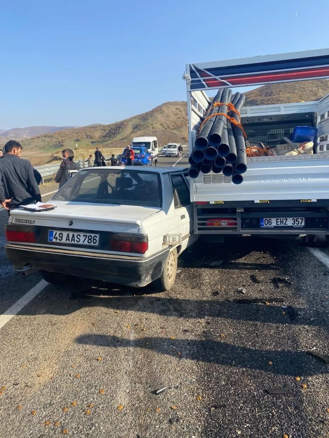 Solhan’da trafik kazası: Ölü ve yaralılar var!