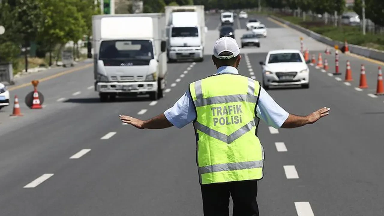 Son dakikayla duyuruldu! Yarın bazı yollar trafiğe kapatılacak