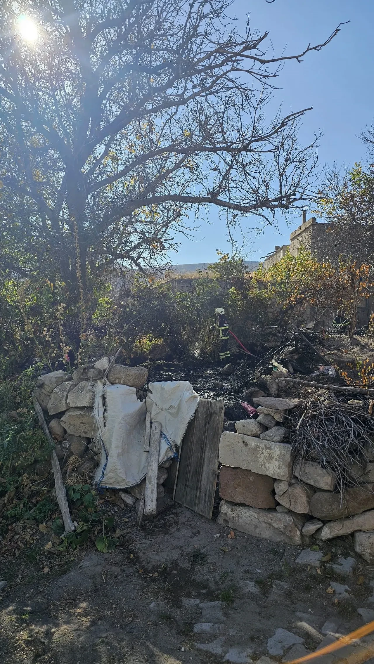 Yaşlı kadın feci şekilde can verdi! Bahçeyi temizlemek isterken kendini yaktı