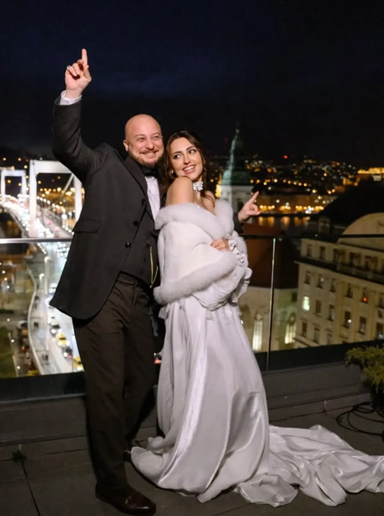 Bir Zamanlar Çukurova'nın Gülten'i Selin Genç Budapeşte'de evlendi!