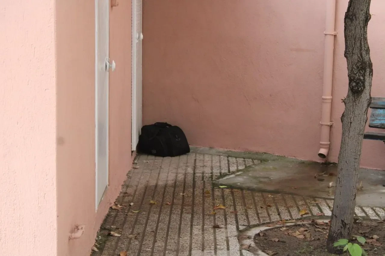 Camiye bırakılan çanta ekipleri harekete geçirdi!