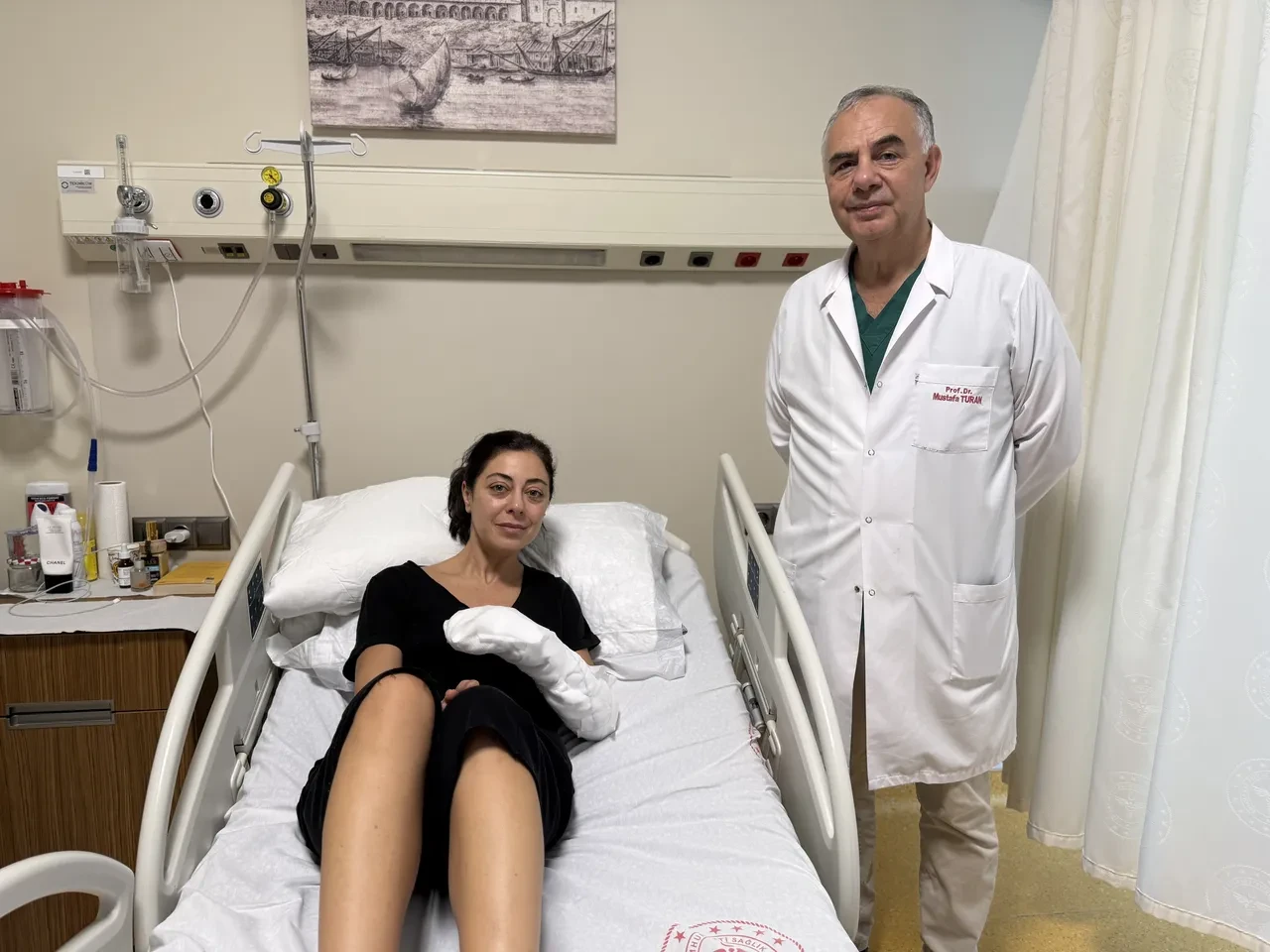 Dekoratif şömine bomba gibi patladı! Genç kadının vücudunun yüzde 30’u yandı