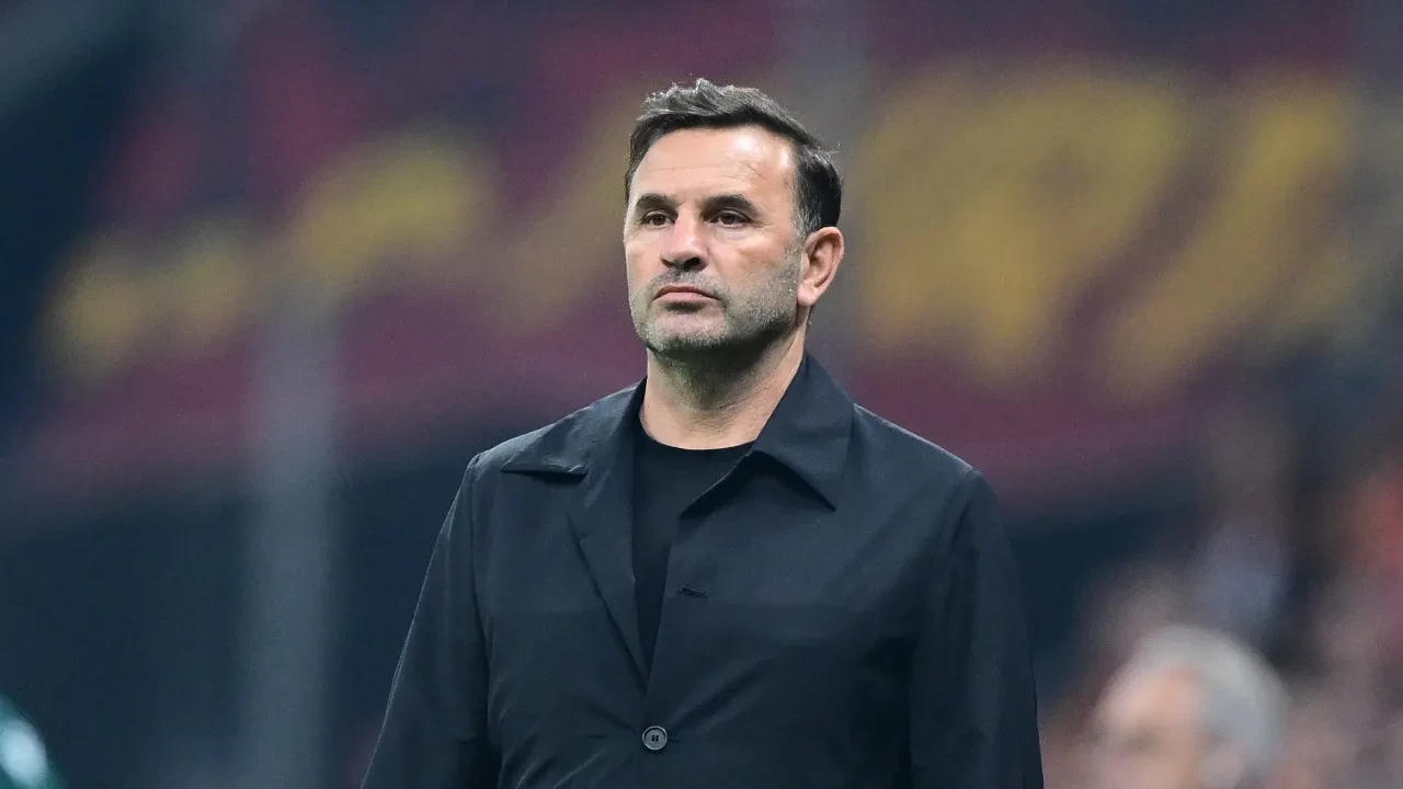 Fenerbahçe-Galatasaray derbisi öncesinde Okan Buruk'tan hakeme uyarı!
