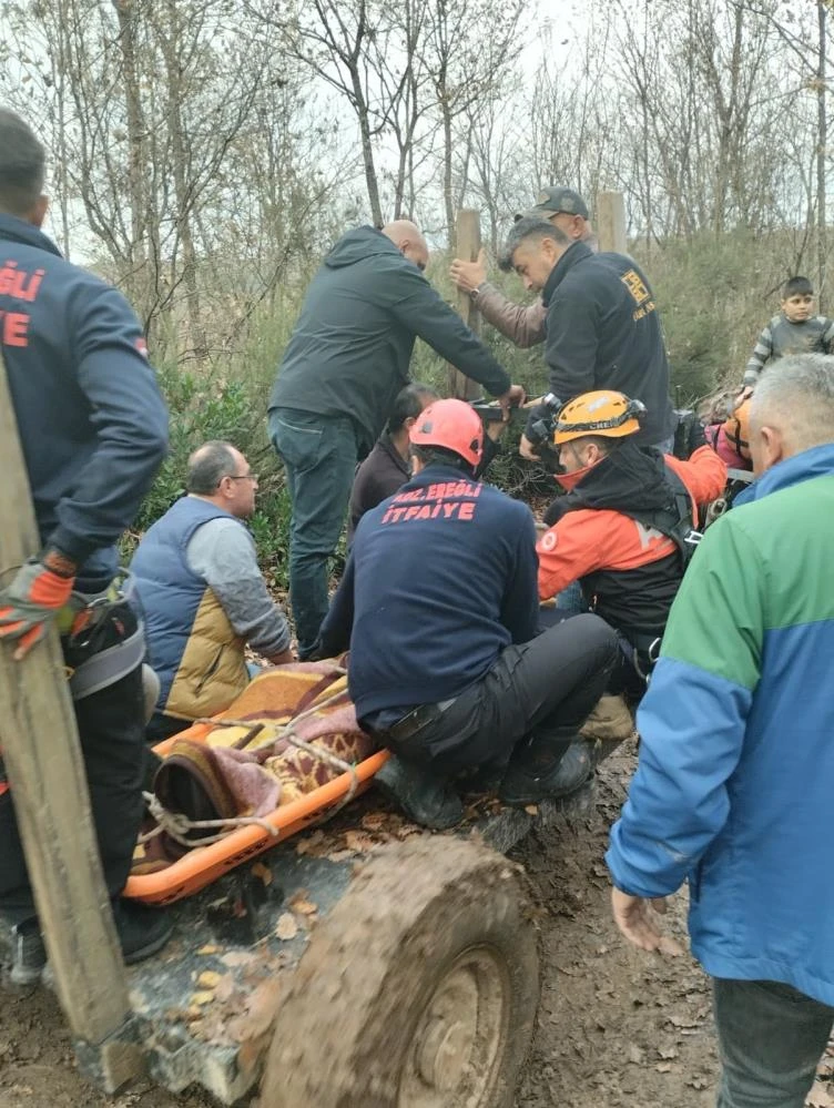 Zonguldak'ta şelaleleri gezmeye giden köy muhtarı 30 metreden düşerek yaralandı