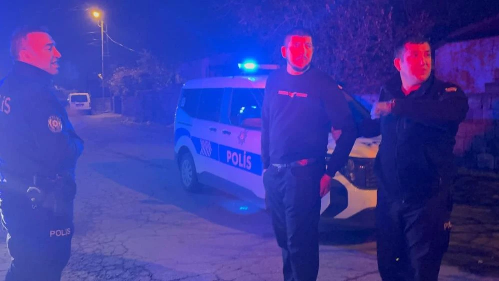 Kayseri'de bıçaklı dehşet! Cami yanındaki kavgada yaralanan gence babasından isyan: "1 hafta sonra askerdi"