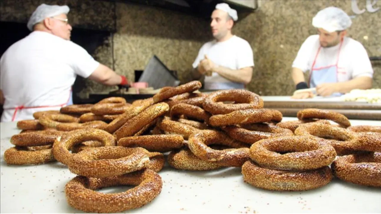 İstanbul simidine yeni reçete: Herkes satamayacak! Şartlar belli oldu