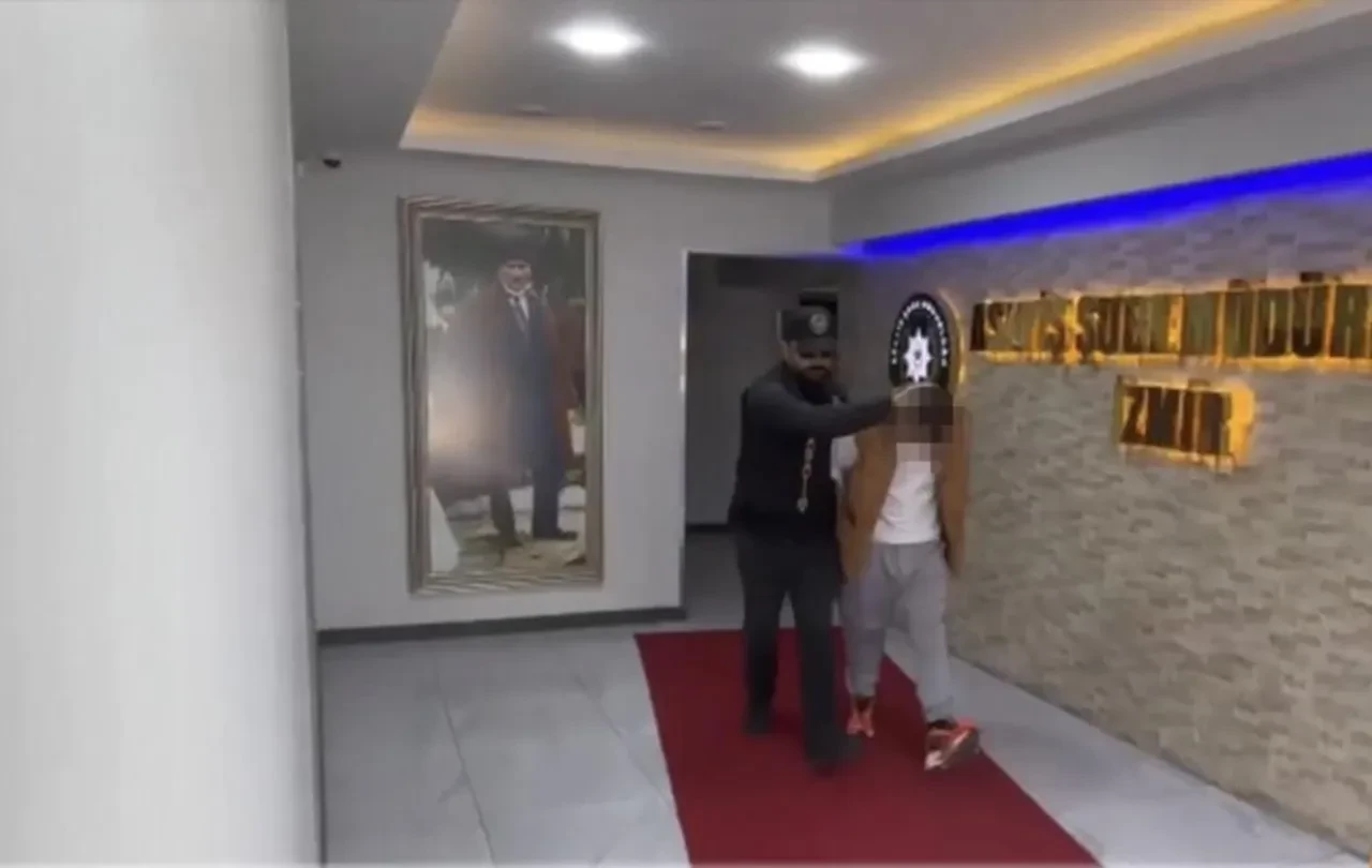 İzmir'de yaşlı kadınların korkulu rüyası oldu! Evlerine 'yoğurtçuyum' diyerek giren tırnakçı yakalandı!