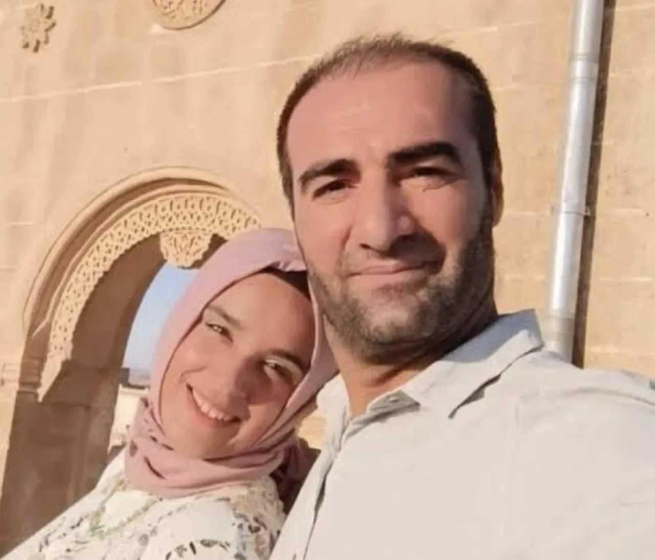 Mardin'de evlerinde ölü bulunan ailenin yakınları isyan etti: 'Bırakın acımızı yaşayalım'