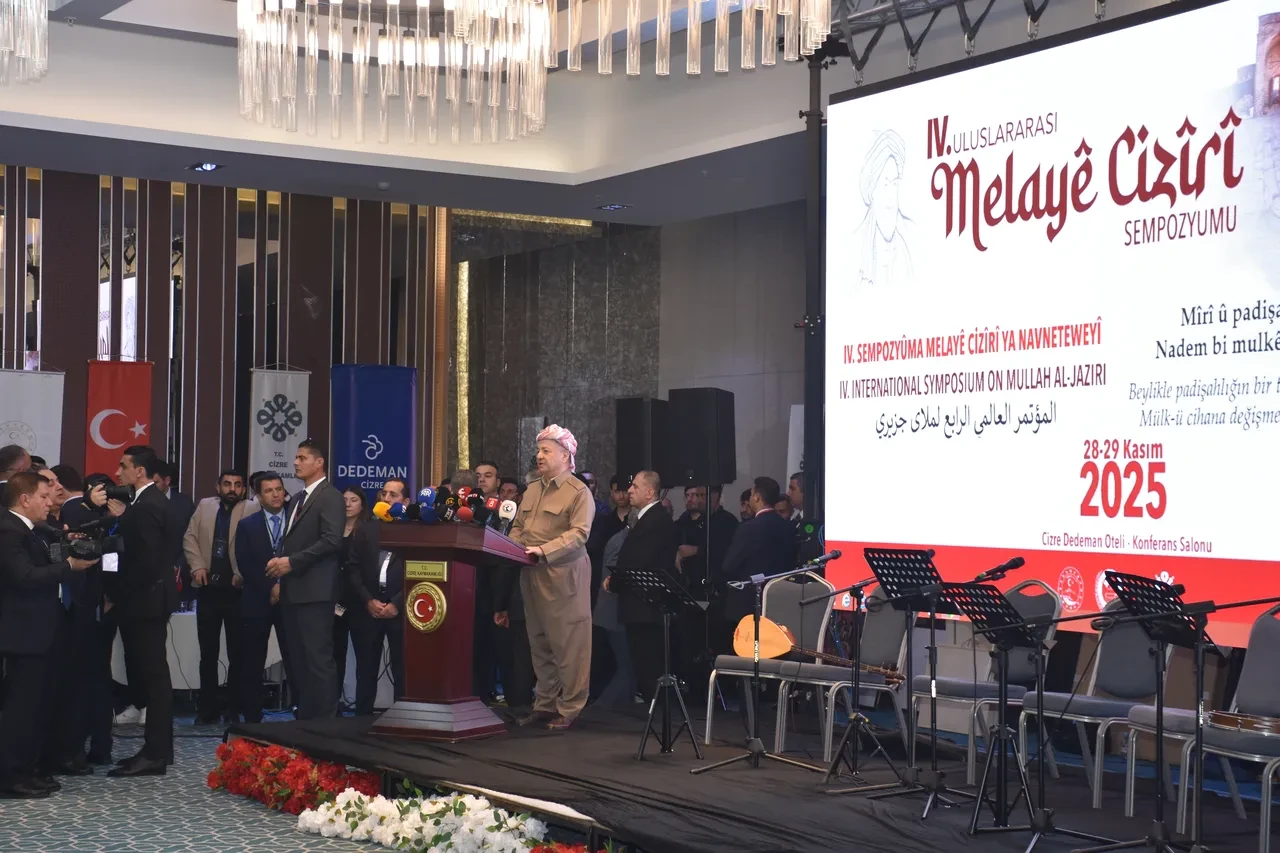 Şamil Tayyar'dan Barzani'nin tepki çeken görüntüsüne 'Habur' benzetmesi