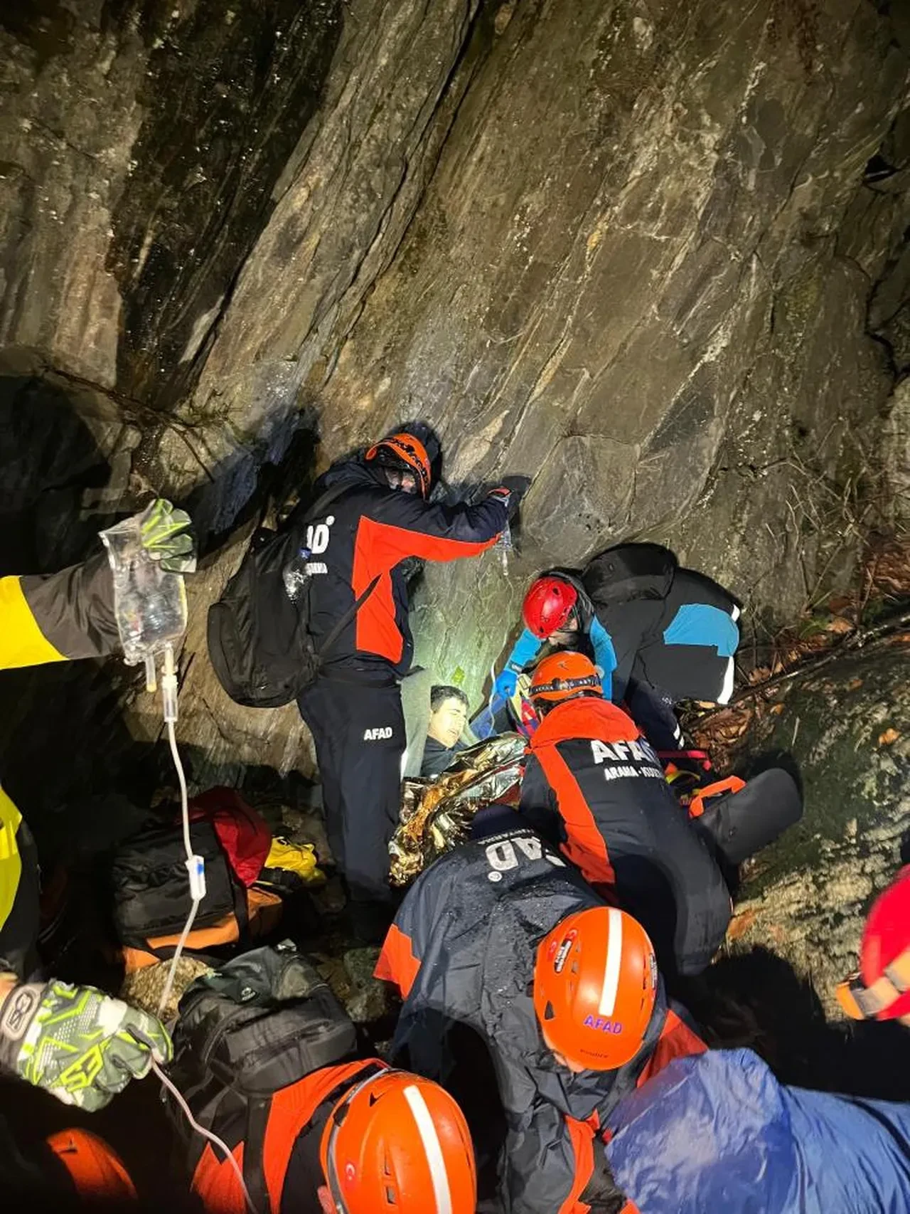 Uludağ'da facia! Kaybolan çocuklardan birinin cansız bedeni bulundu