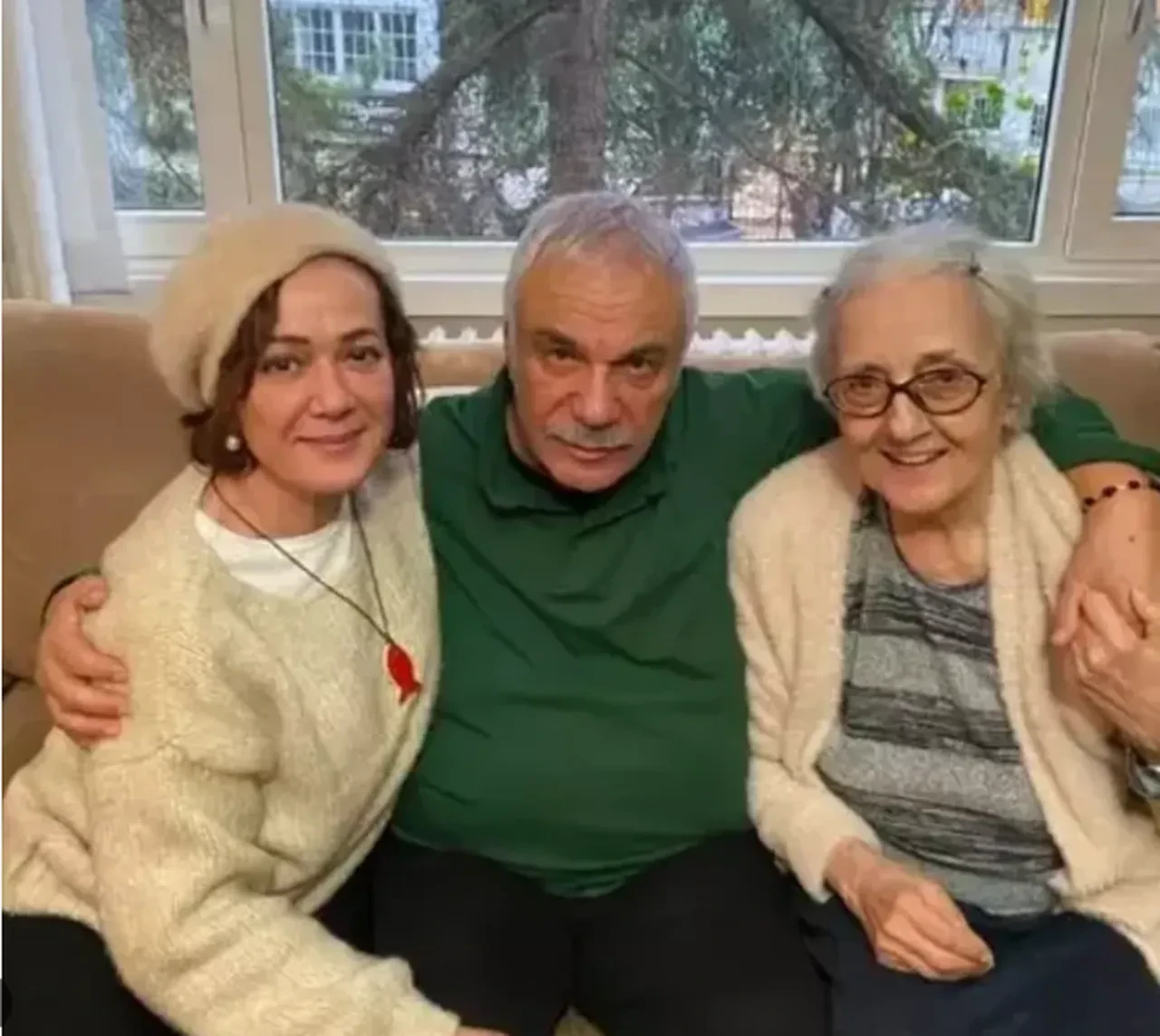 Yaprak Dökümü'nün Ali Rıza'sı Halil Ergün'den Gökçe Bahadır ve Fahriye Evcen'e sitem 