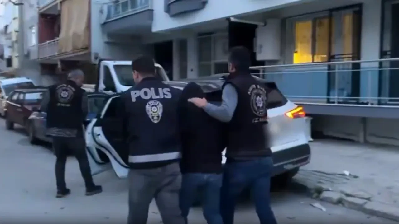 52 ilde tefecilere operasyon! Çok sayıda gözaltı var