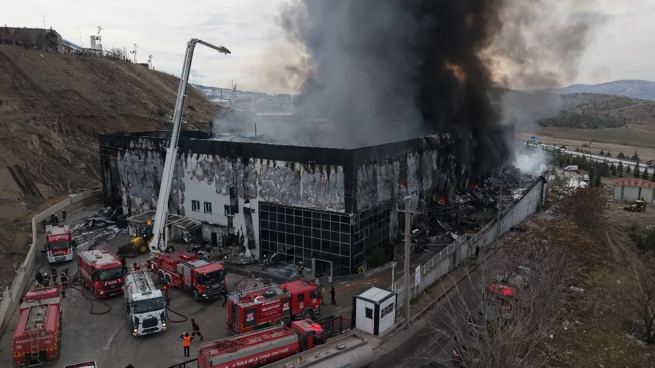 Bahadır Kimya Fabrika yangın son durum ne söndürüldü mü?