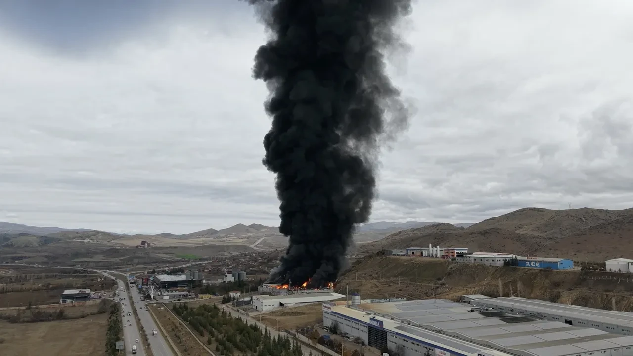 Bahadır Kimya Fabrika yangın son durum ne söndürüldü mü?
