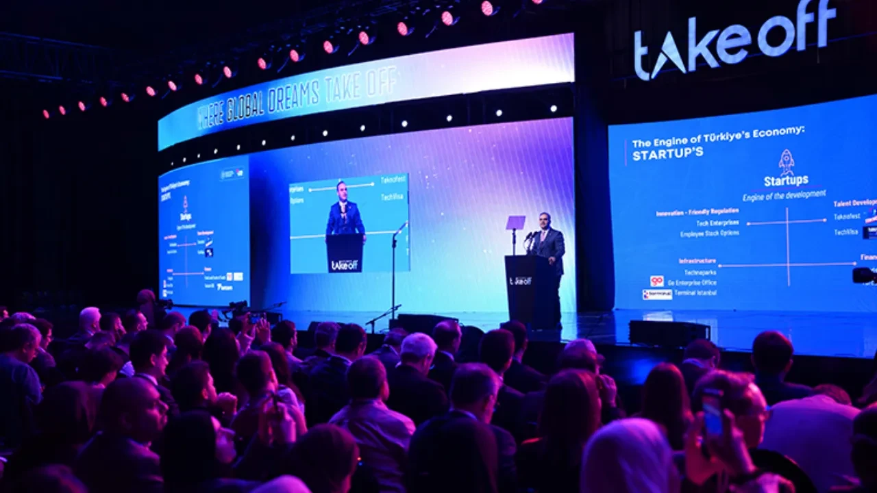 Bakan Kacır: Türkiye teknolojide geleceğin dünyasında söz sahibi olacak