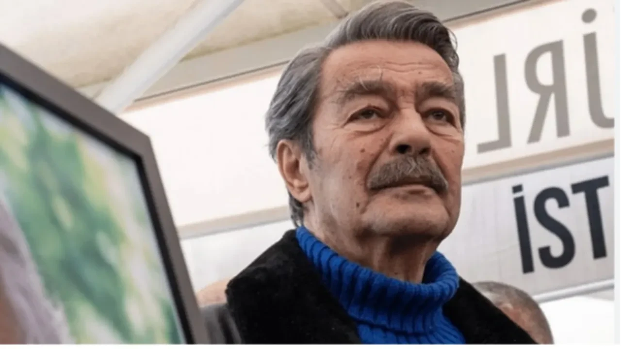 Bir yıldır fizik tedavi gören Kadir İnanır'ın son hali ortaya çıktı 