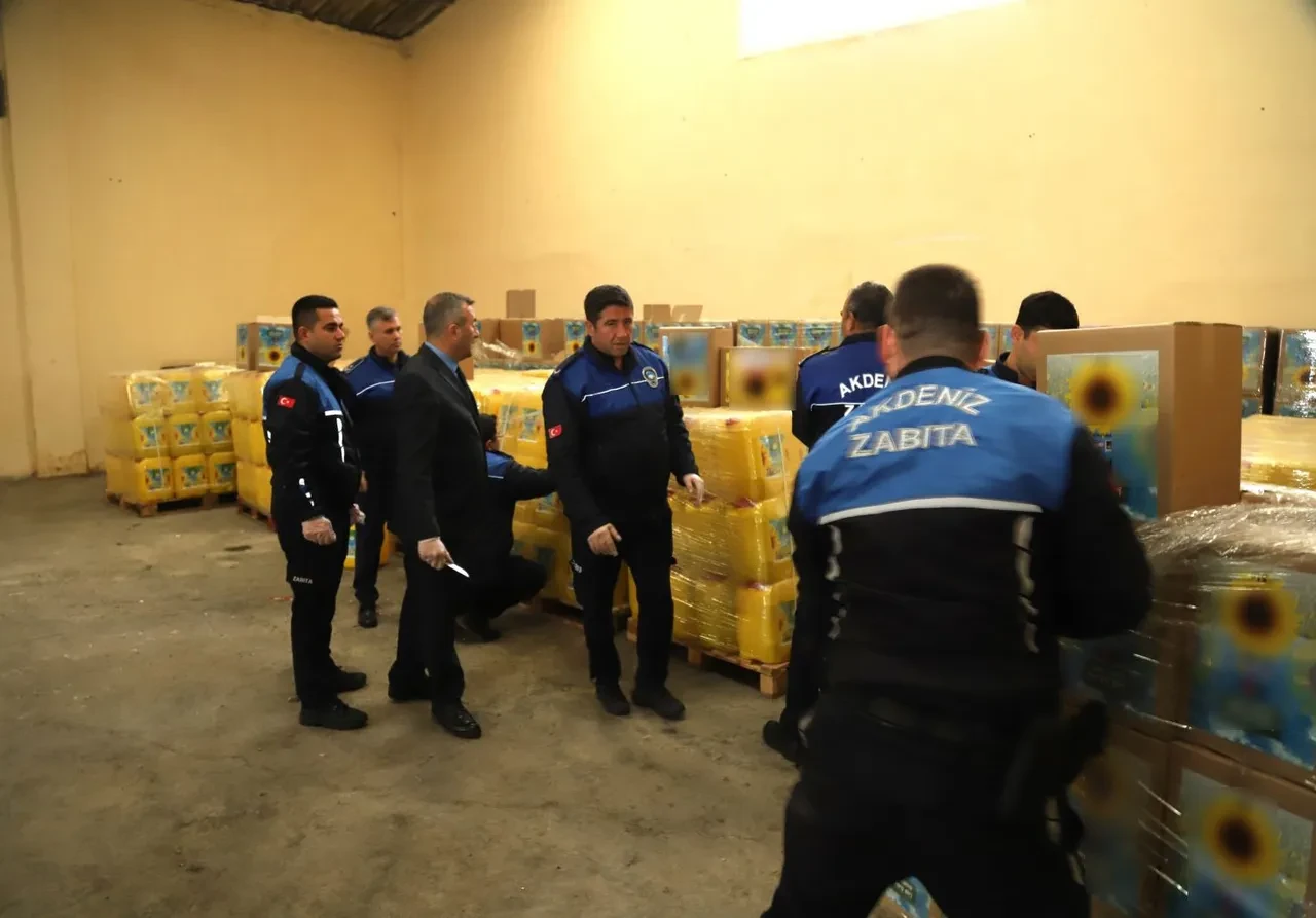 Yok böyle sahtecilik! Ayçiçek yağı diye su göndereceklerdi