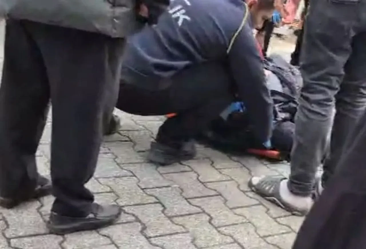 İstanbul'da sokak ortasında dehşet: Kiracı tartıştığı ev sahibini öldürdü!