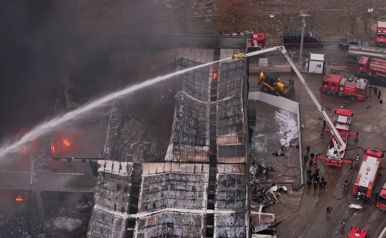 Kırıkkale'de kimya fabrikasında korkutan yangın