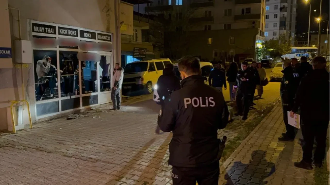 Samsun'da spor salonunda çocuğa taciz şoku! Aile işyerine saldırdı