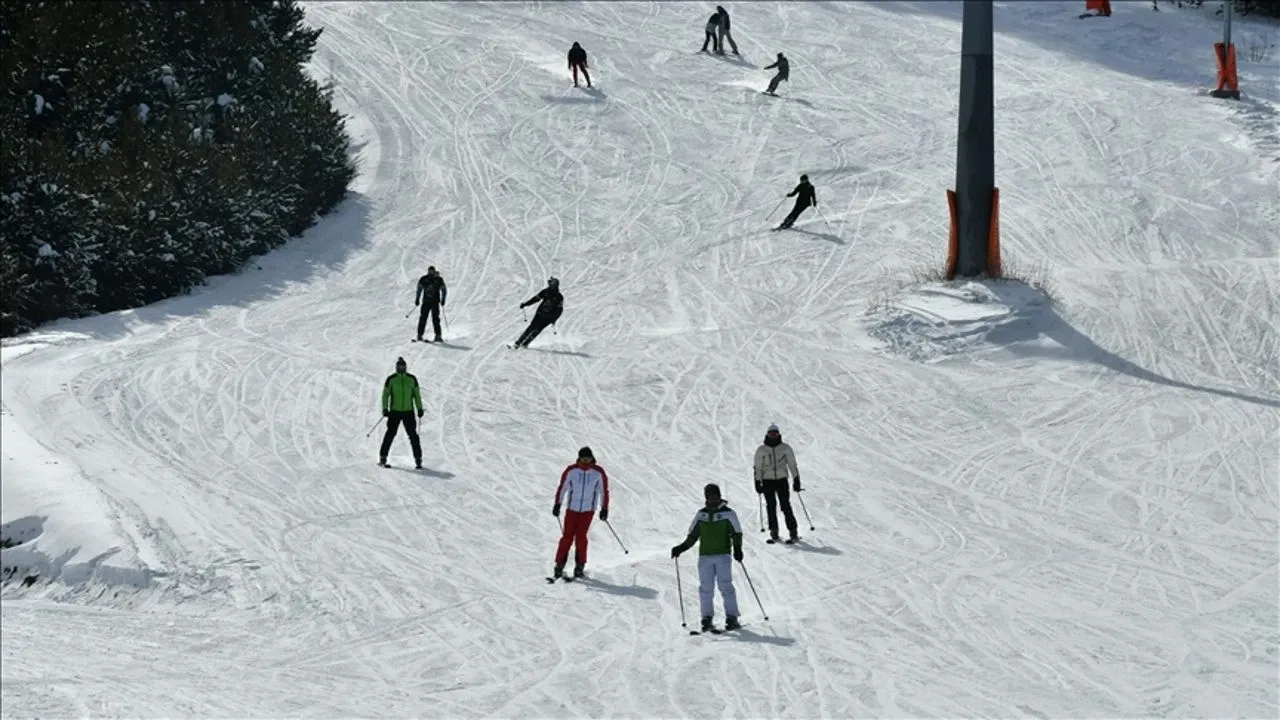 Uludağ'da kar var mı? 10-11 Aralık Uludağ, Kartepe, Kartalkaya, Spil kar kalınlığı kaç cm?