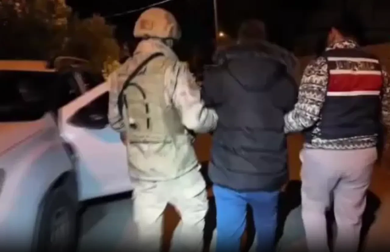 22 ilde DEAŞ operasyonu: Çok sayıda gözaltı var